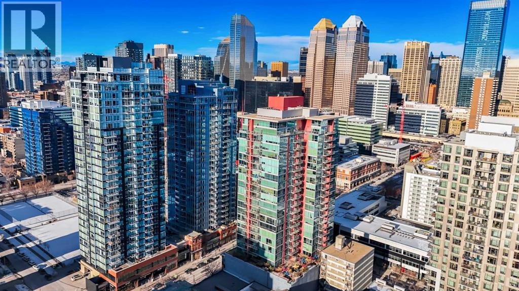 Apartment for Sale in 2001, 215 13 Avenue SW|Calgary, Alberta T2R0V6 4
