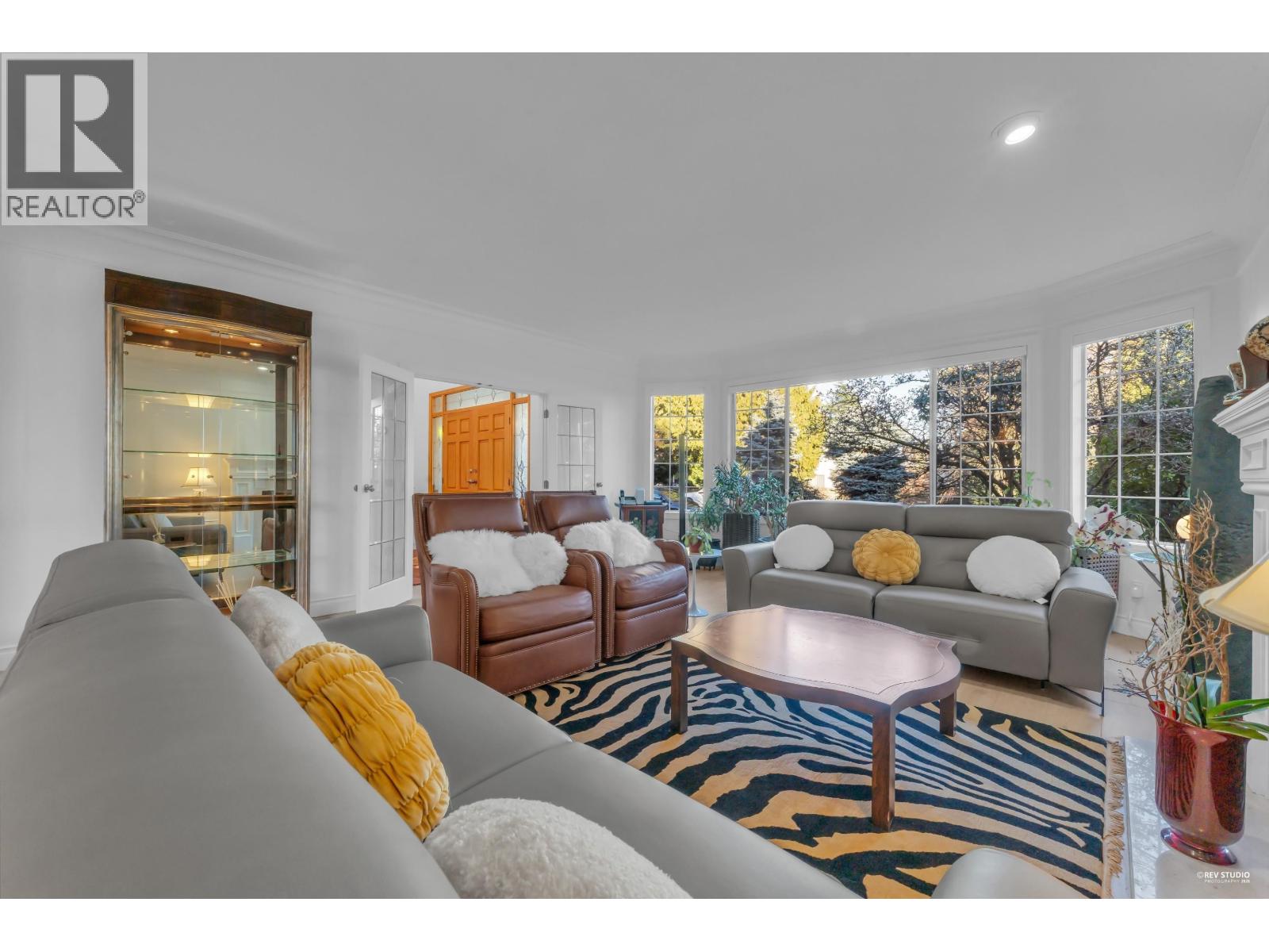 6835 HEATHER STREET|Vancouver, British Columbia V6P3P5