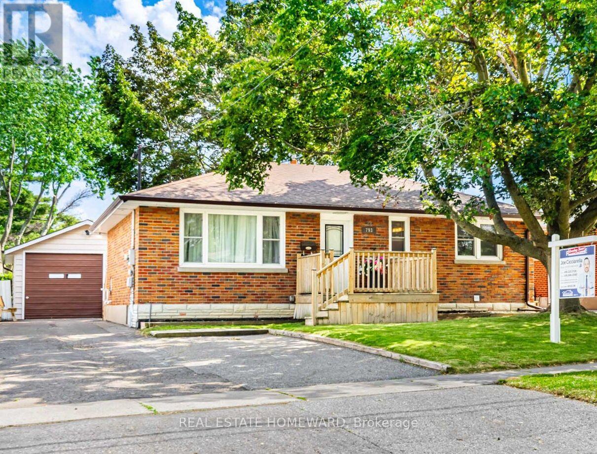 793 EASTGLEN DRIVE