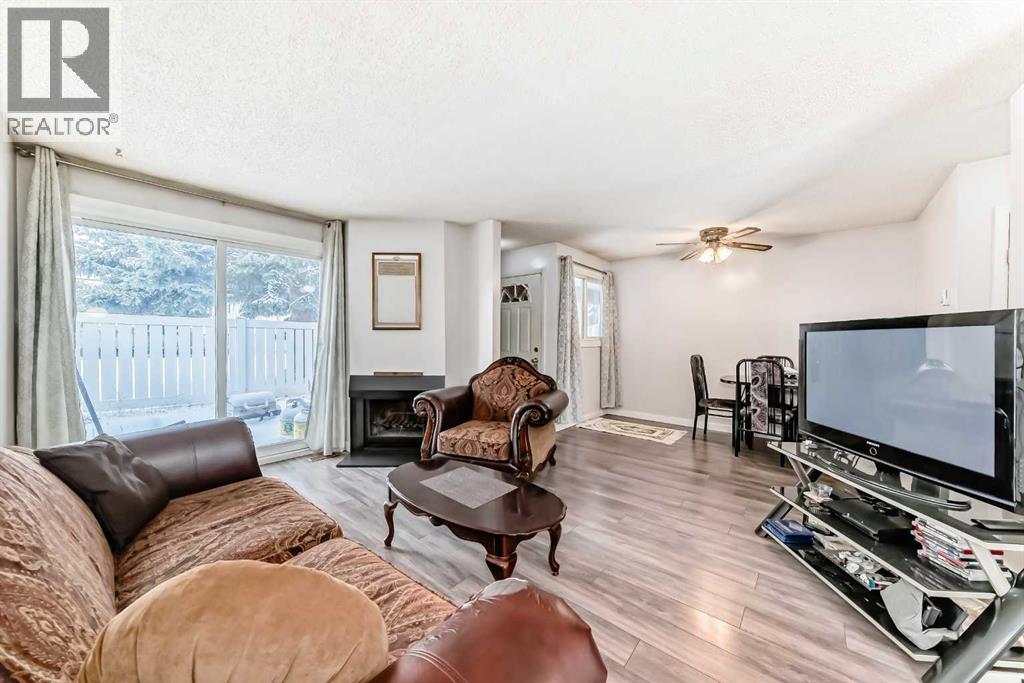 Row / Townhouse for Sale in 25, 3745 Fonda Way SE|Calgary, Alberta T2A5W7 5