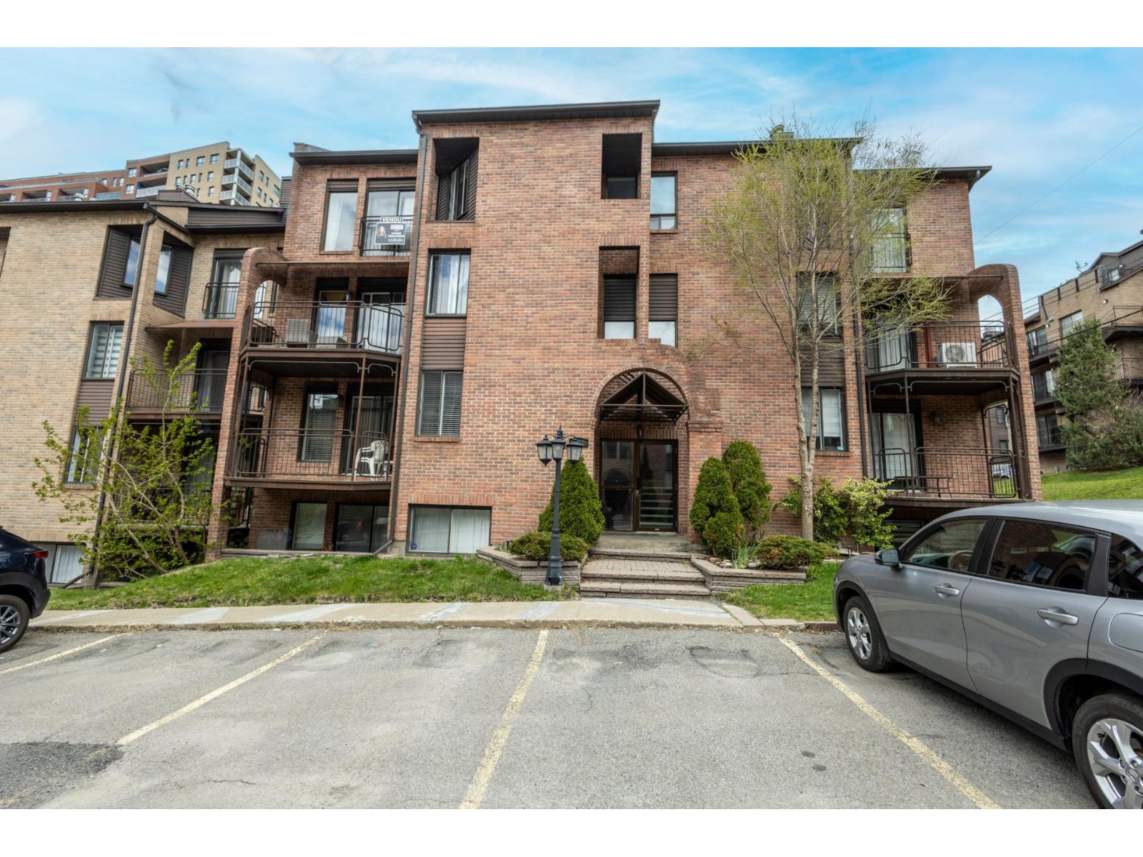 7020 Boul. Gouin E., #A04, Montréal (Rivière-des-Prairies/Pointe-aux-Trembles), Quebec H1E1A3