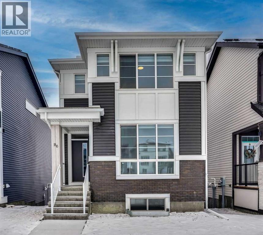 House for Sale in 26 Amblehurst Path NW|Calgary, Alberta T3P1W8