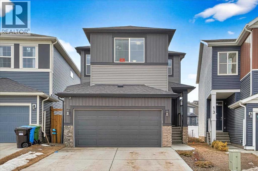 House for Sale in 17 Belmont Green SW|Calgary, Alberta T2X5E3 2