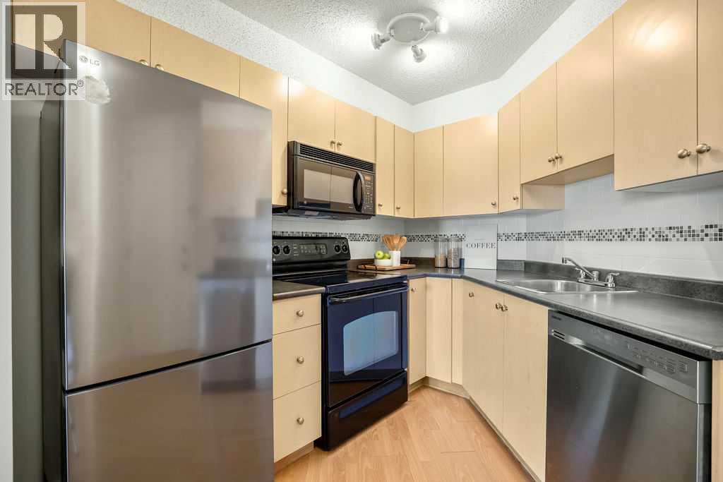 Apartment for Sale in 1212, 2395 Eversyde Avenue SW|Calgary, Alberta T2Y0B4 5