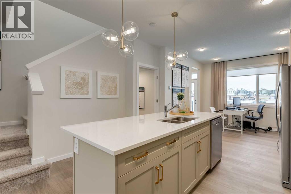 Row / Townhouse for Sale in 585 Savanna Drive NE|Calgary, Alberta T3J5P8 5