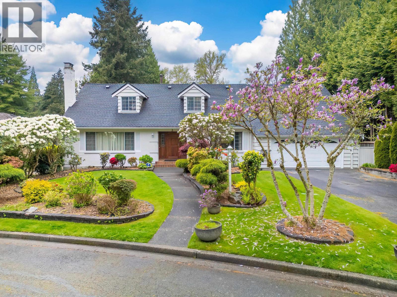 3 SENNOK CRESCENT|Vancouver, British Columbia V6N2E3