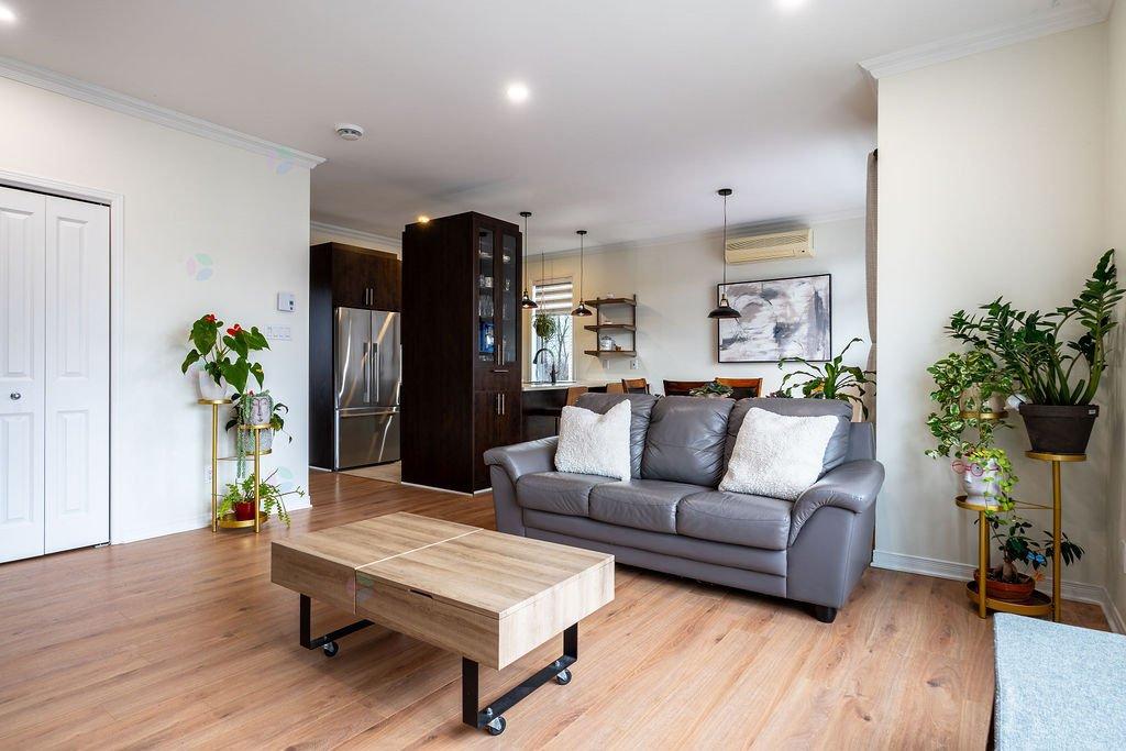 30 Rue Lautrec, #8, Châteauguay, Quebec J6K0C2