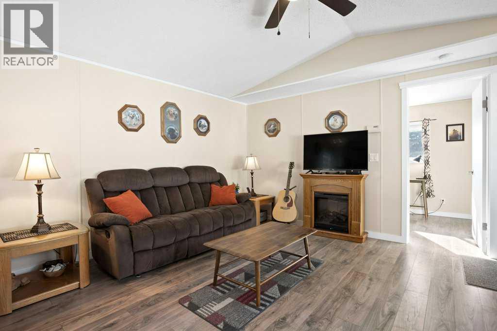 Mobile Home for Sale in 139, 99 Arbour Lake Road NW|Calgary, Alberta T3G4E4 3