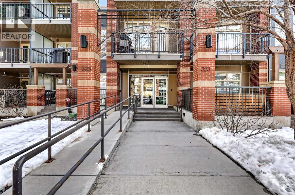 Apartment for Sale in 204, 323 20 Avenue SW|Calgary, Alberta T2S0E6 4