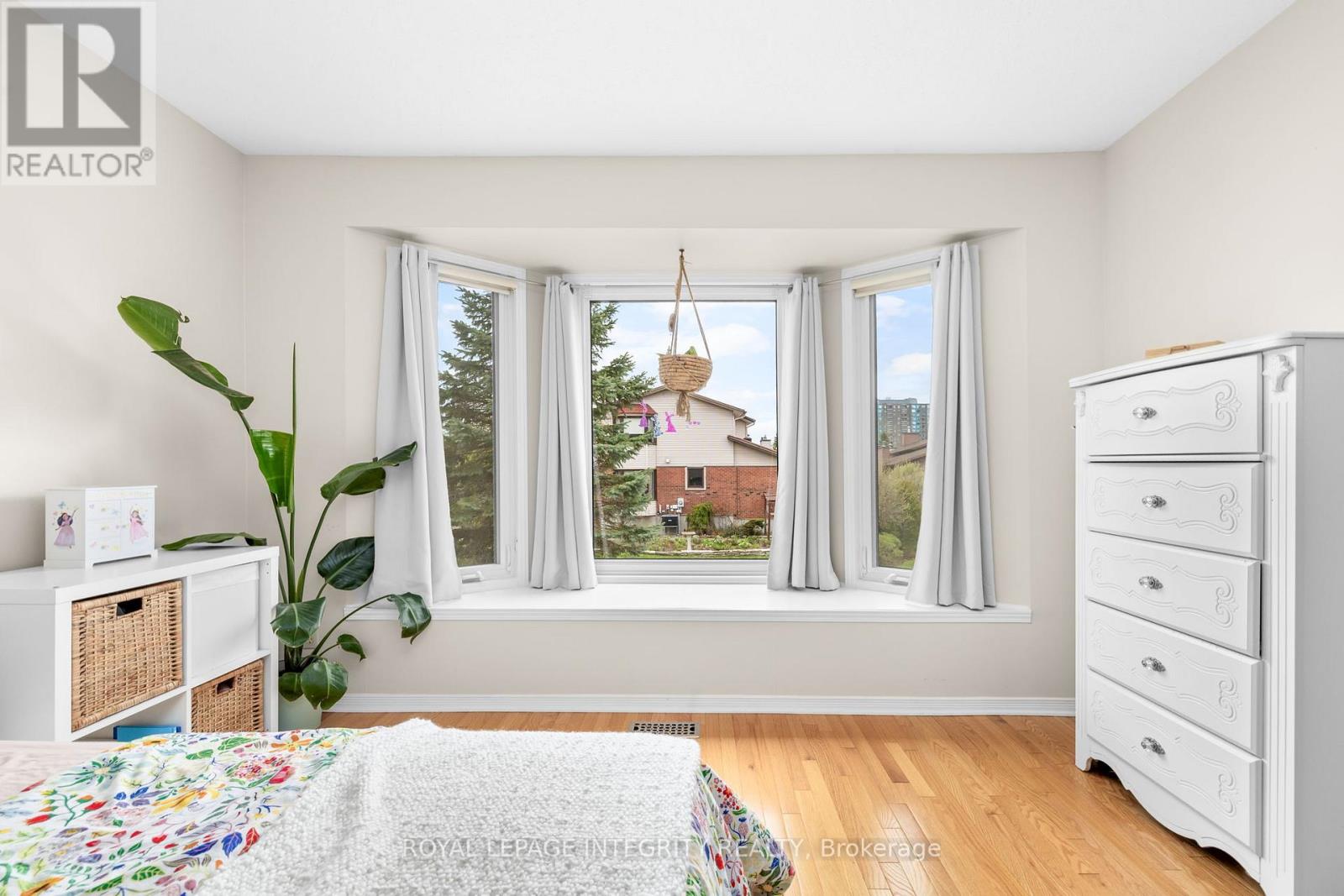 property-image