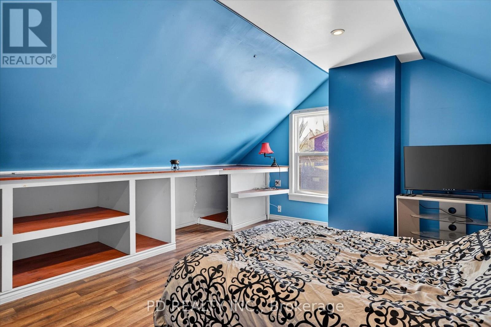 property-image