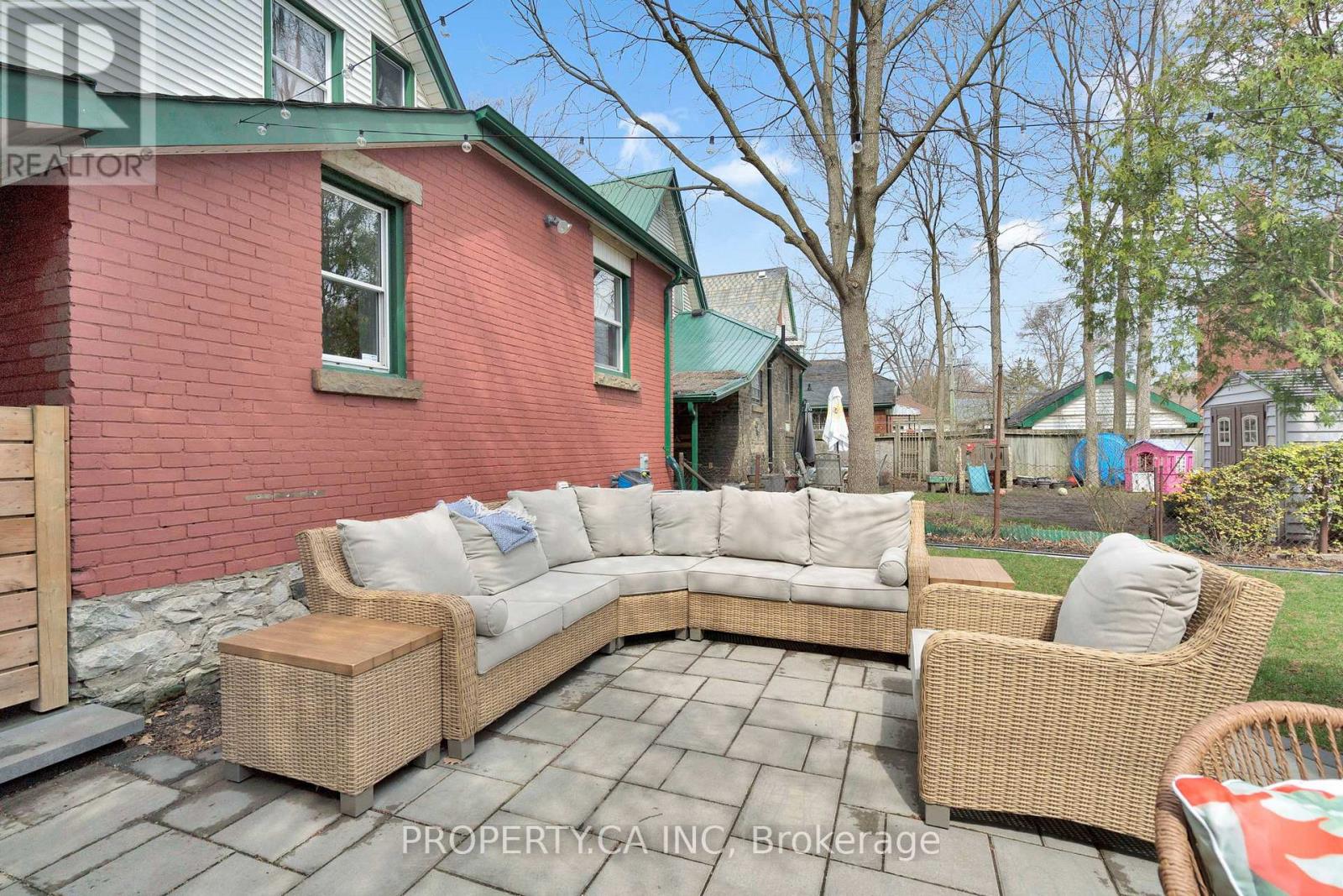 property-image