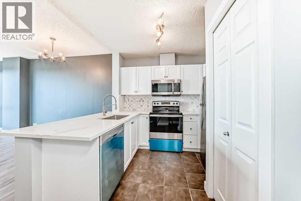 Apartment for Sale in 2507, 1053 10 Street SW|Calgary, Alberta T2R1S6 2