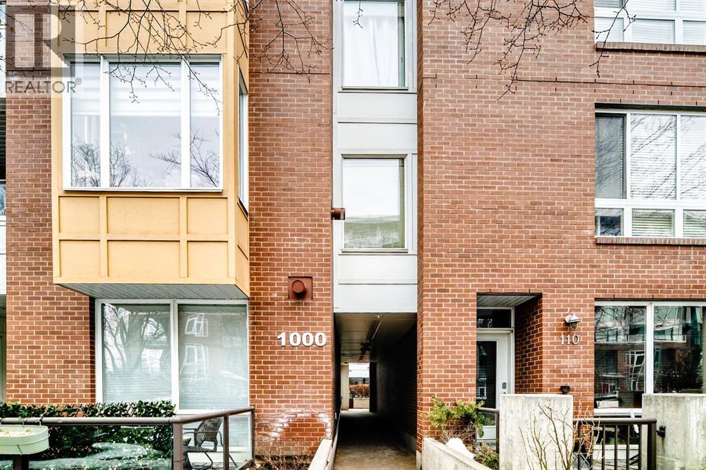 Apartment for Sale in 404, 1000 Centre Avenue NE|Calgary, Alberta T2E9C4 2