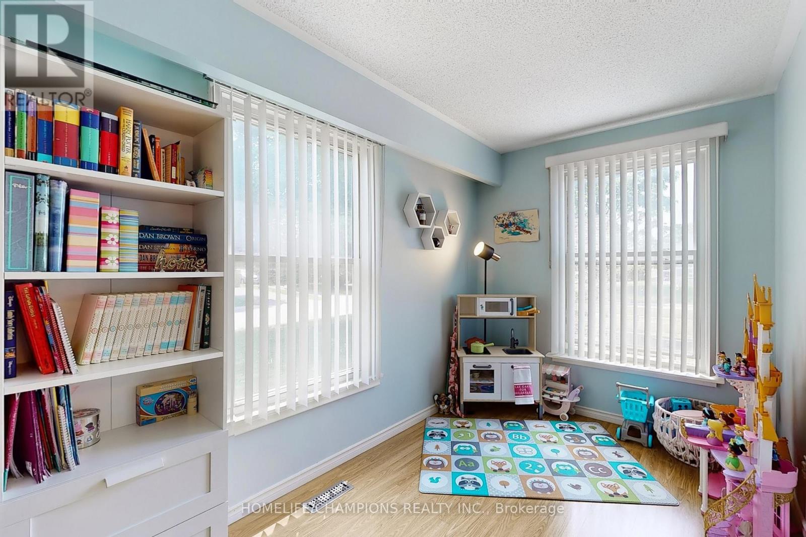 property-image