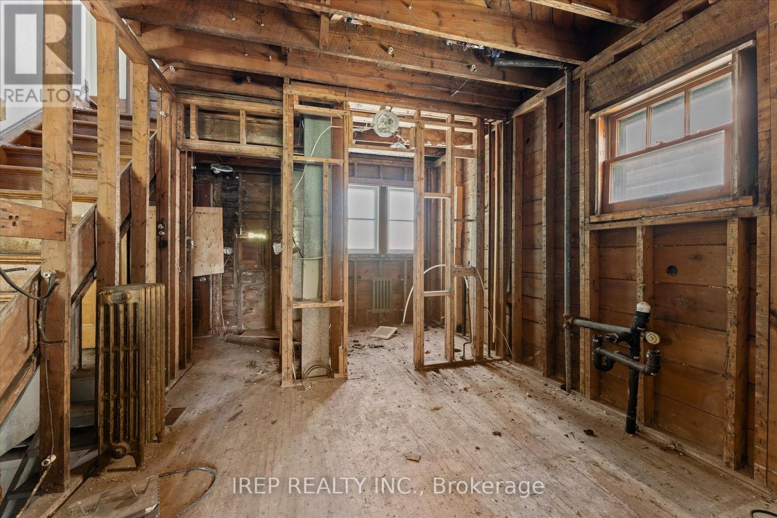 property-image