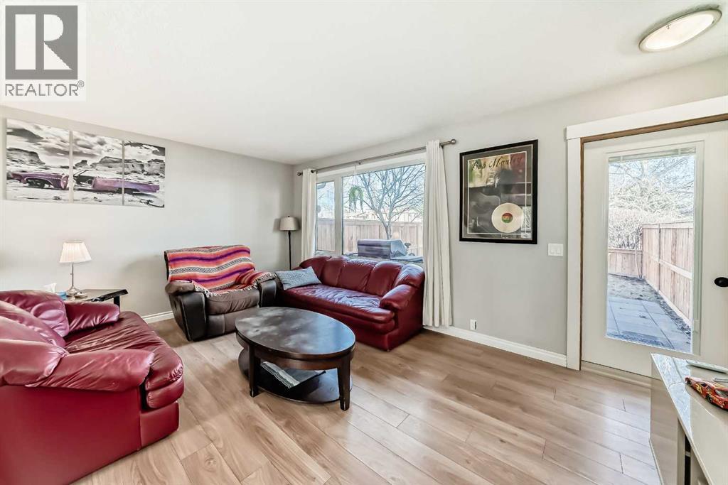 Row / Townhouse for Sale in 13, 1845 Lysander Crescent SE|Calgary, Alberta T2C1X9 5