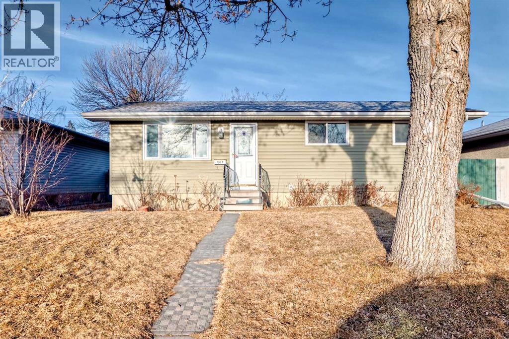 House for Sale in 1511 43 Street SE|Calgary, Alberta T2A1M3 3
