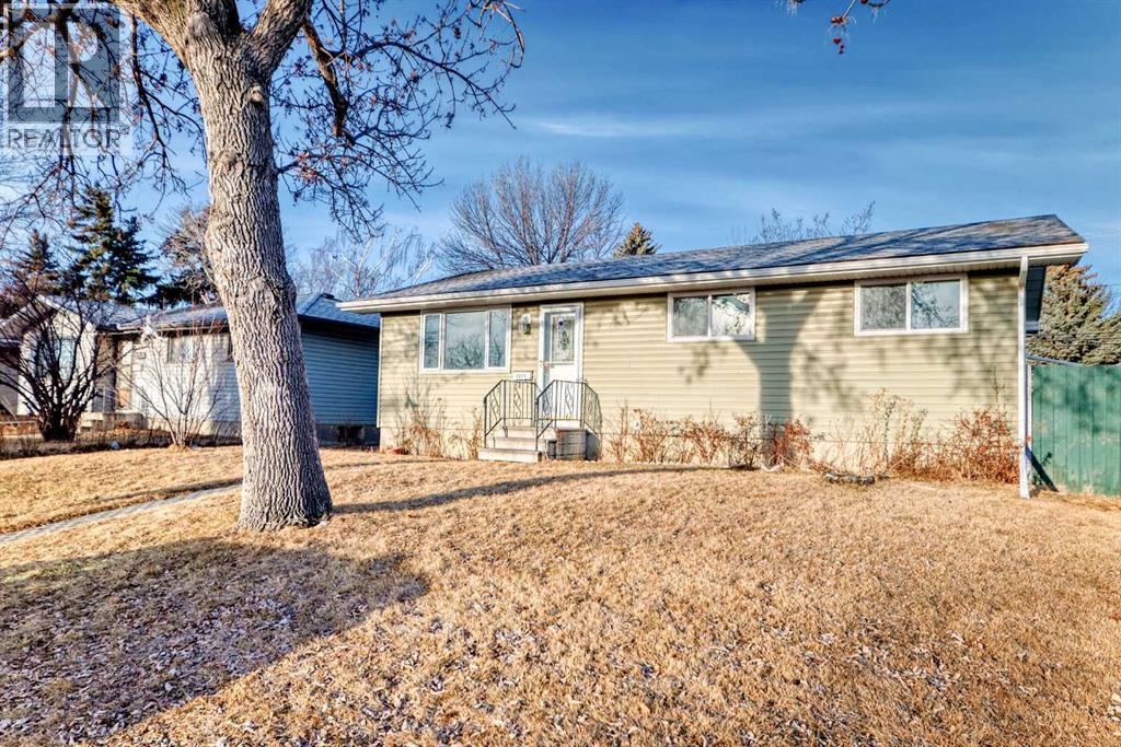 House for Sale in 1511 43 Street SE|Calgary, Alberta T2A1M3 4