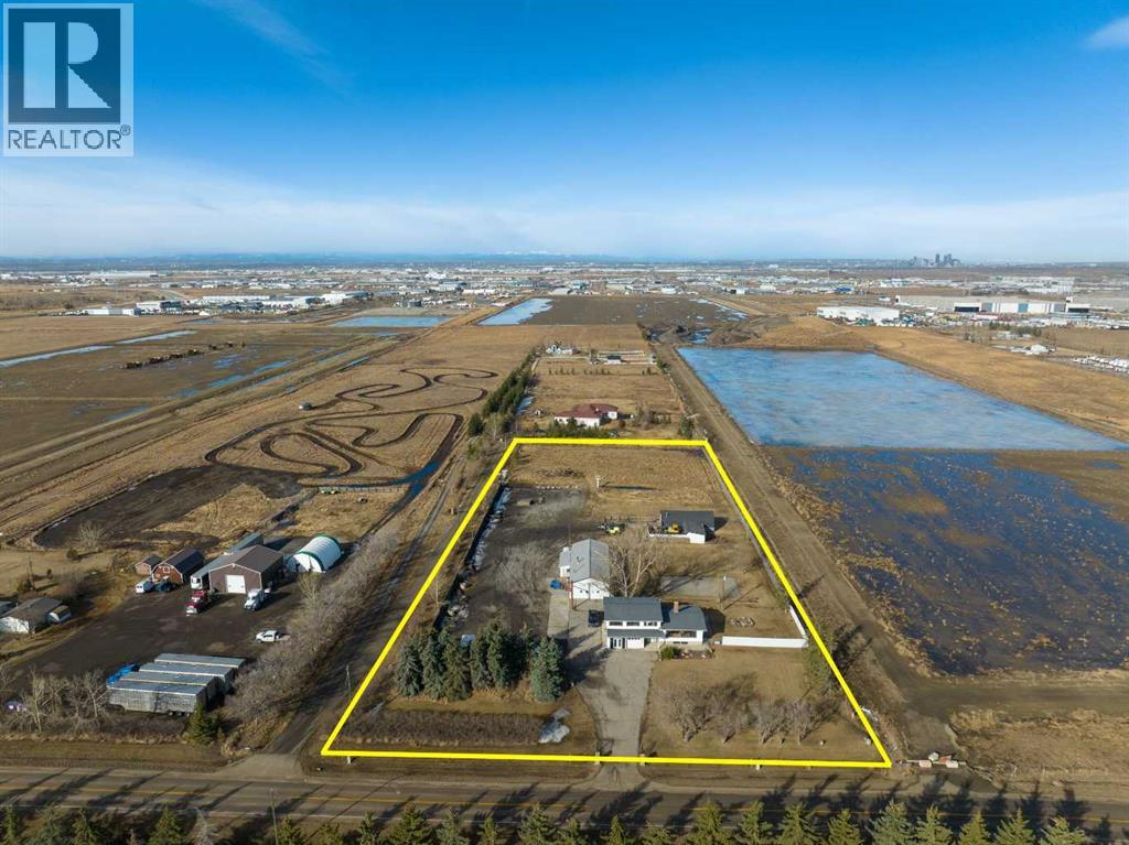 House for Sale in 235027 Range Road 284|Rural Rocky View County, Alberta T1X0J9