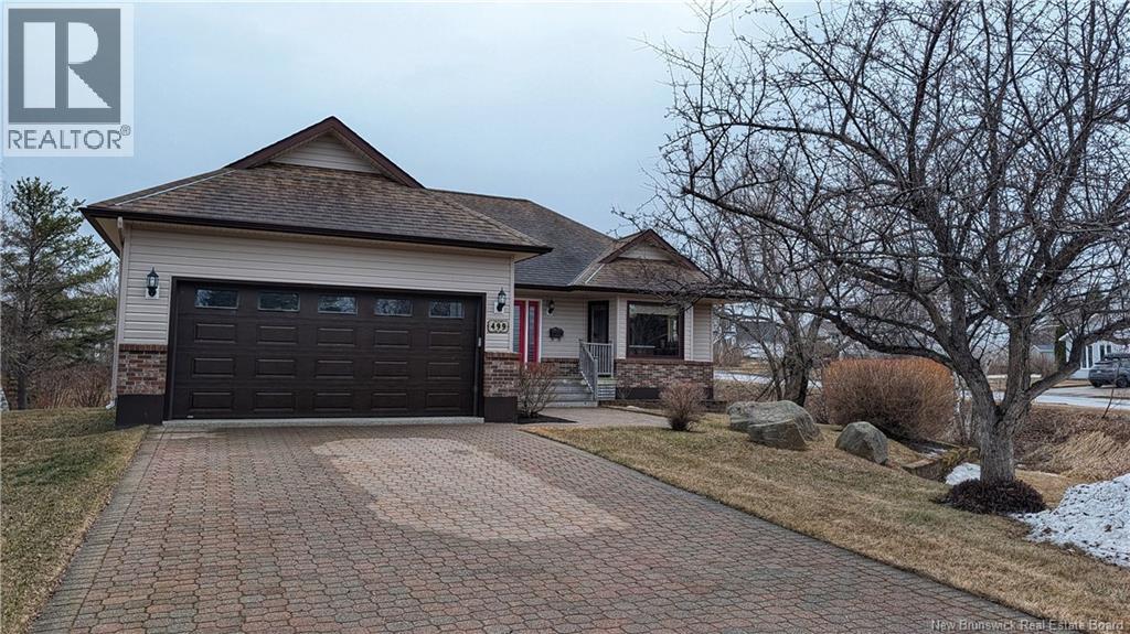 For sale: 499 Carter Court, Bathurst, New Brunswick E2A4S1