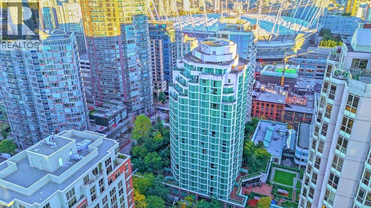 1808 838 HAMILTON STREET|Vancouver, British Columbia V6B6A2