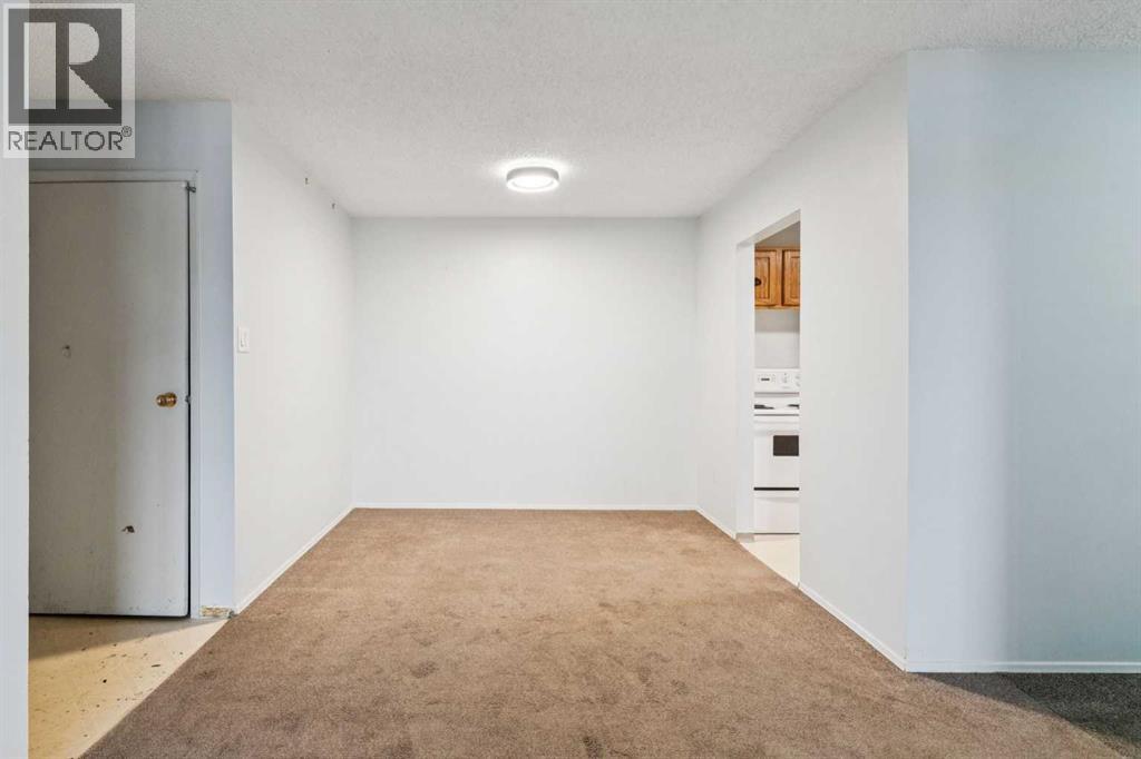 Apartment for Sale in 6310, 315 Southampton Drive SW|Calgary, Alberta T2W2T6 4