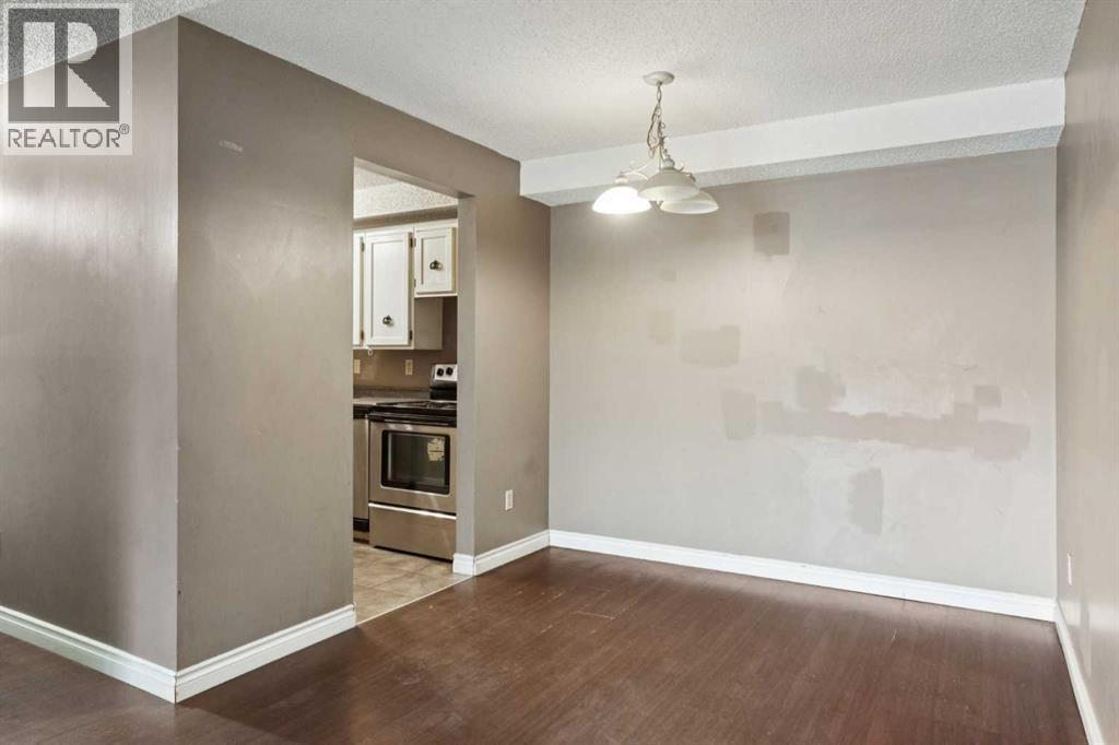 Apartment for Sale in 5111, 315 Southampton Drive SW|Calgary, Alberta T2W2T6 3