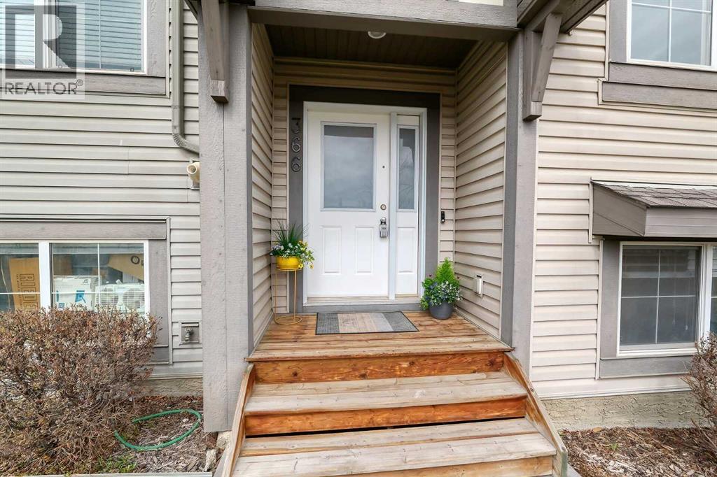 Row / Townhouse for Sale in 366, 130 New Brighton Way SE|Calgary, Alberta T2Z1H6 4