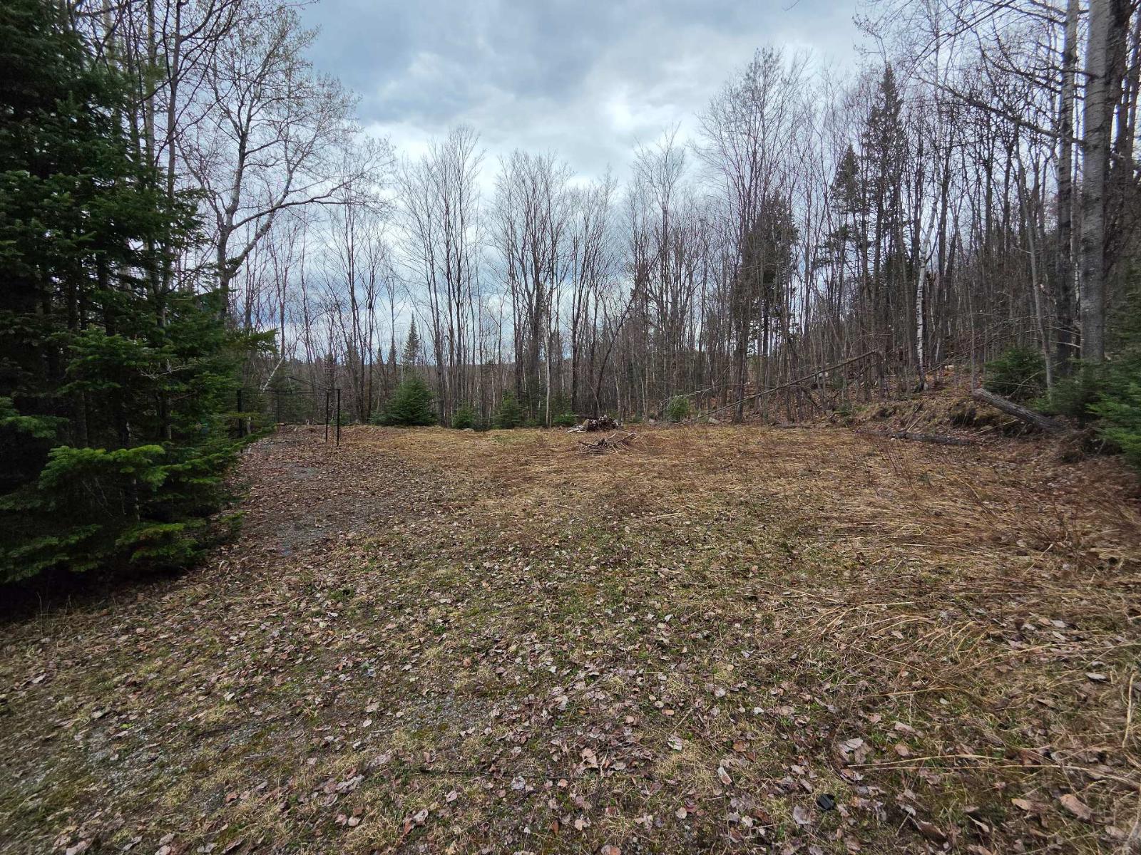 540e Avenue, Saint-Hippolyte, Quebec J8A3J3