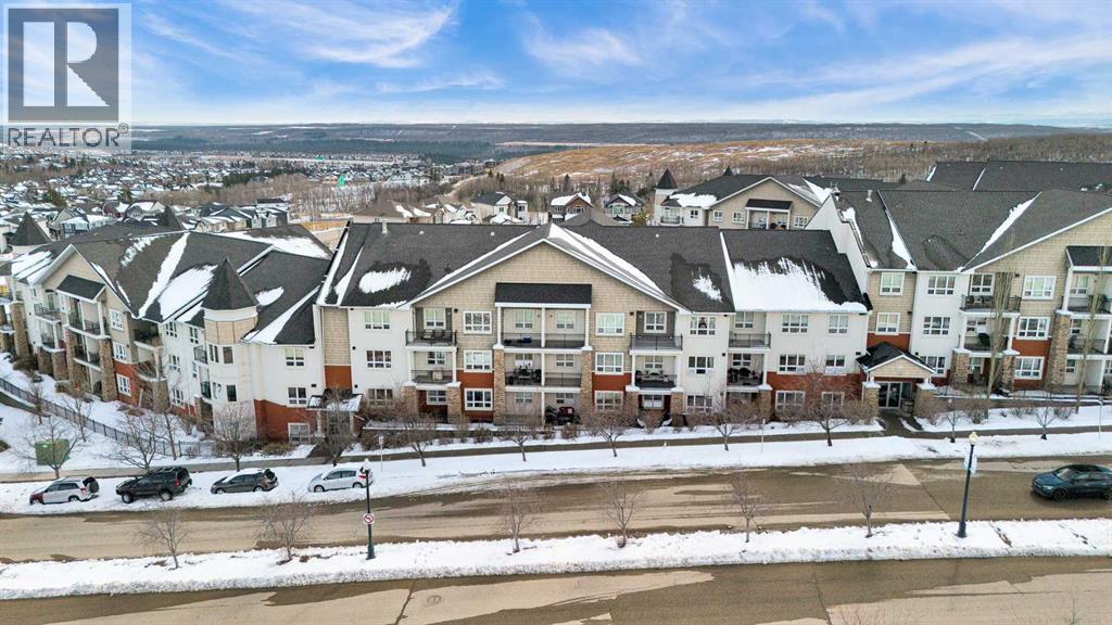 Apartment for Sale in 318, 26 Val Gardena View SW|Calgary, Alberta T3H5Z5 2