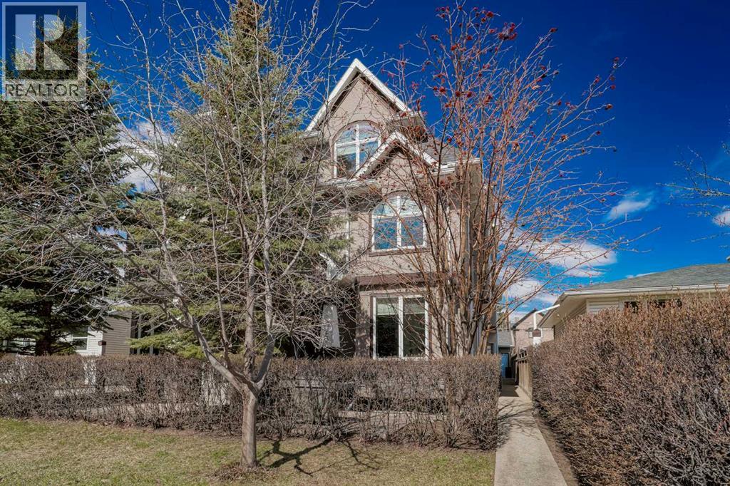 Row / Townhouse for Sale in 1, 523 34 Street NW|Calgary, Alberta T2N2X8