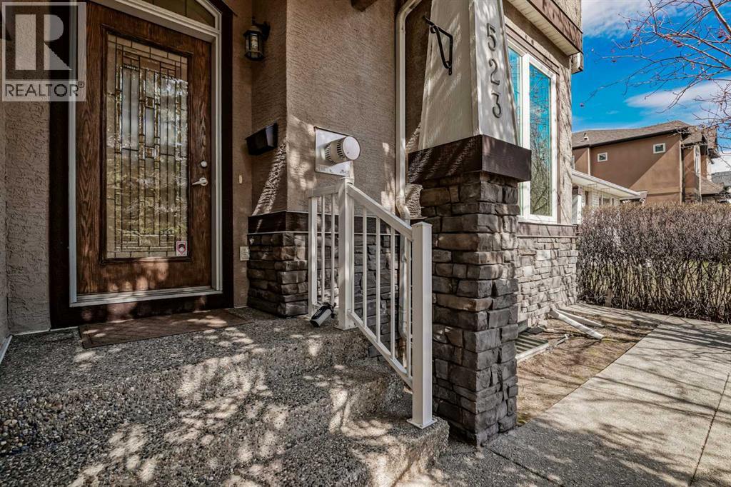 Row / Townhouse for Sale in 1, 523 34 Street NW|Calgary, Alberta T2N2X8 5