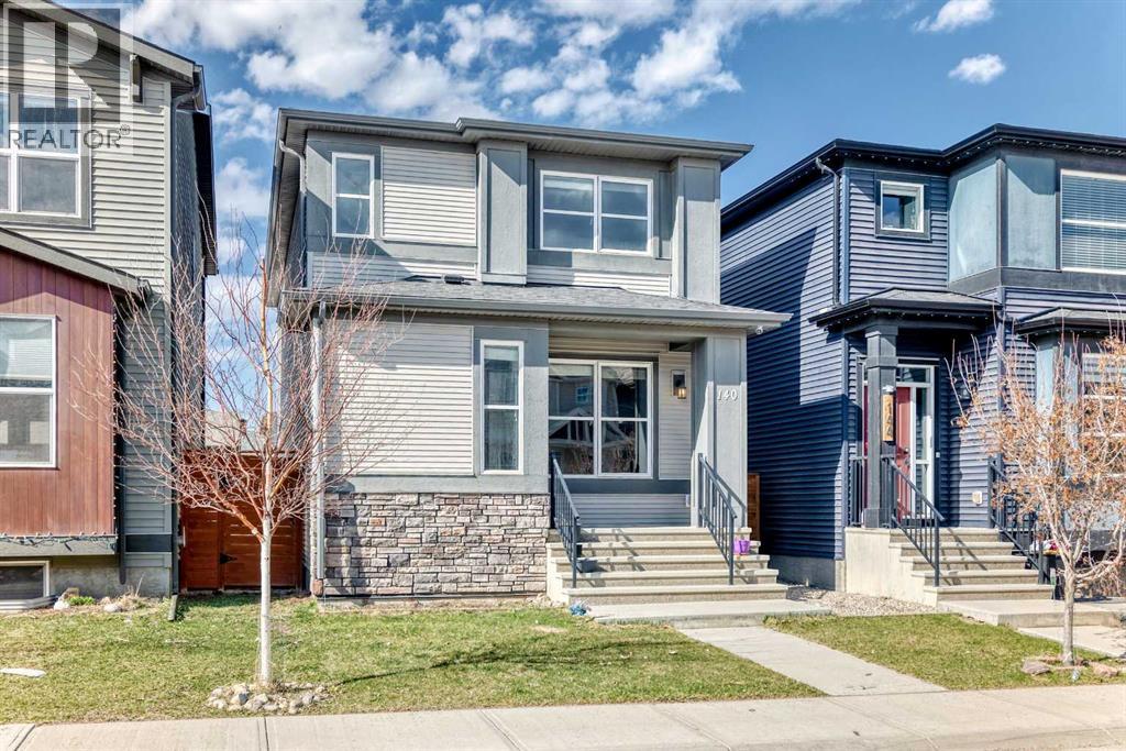 House for Sale in 140 Howse Avenue NE|Calgary, Alberta T3P0W1 2