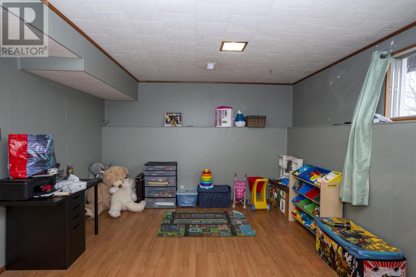 property-image
