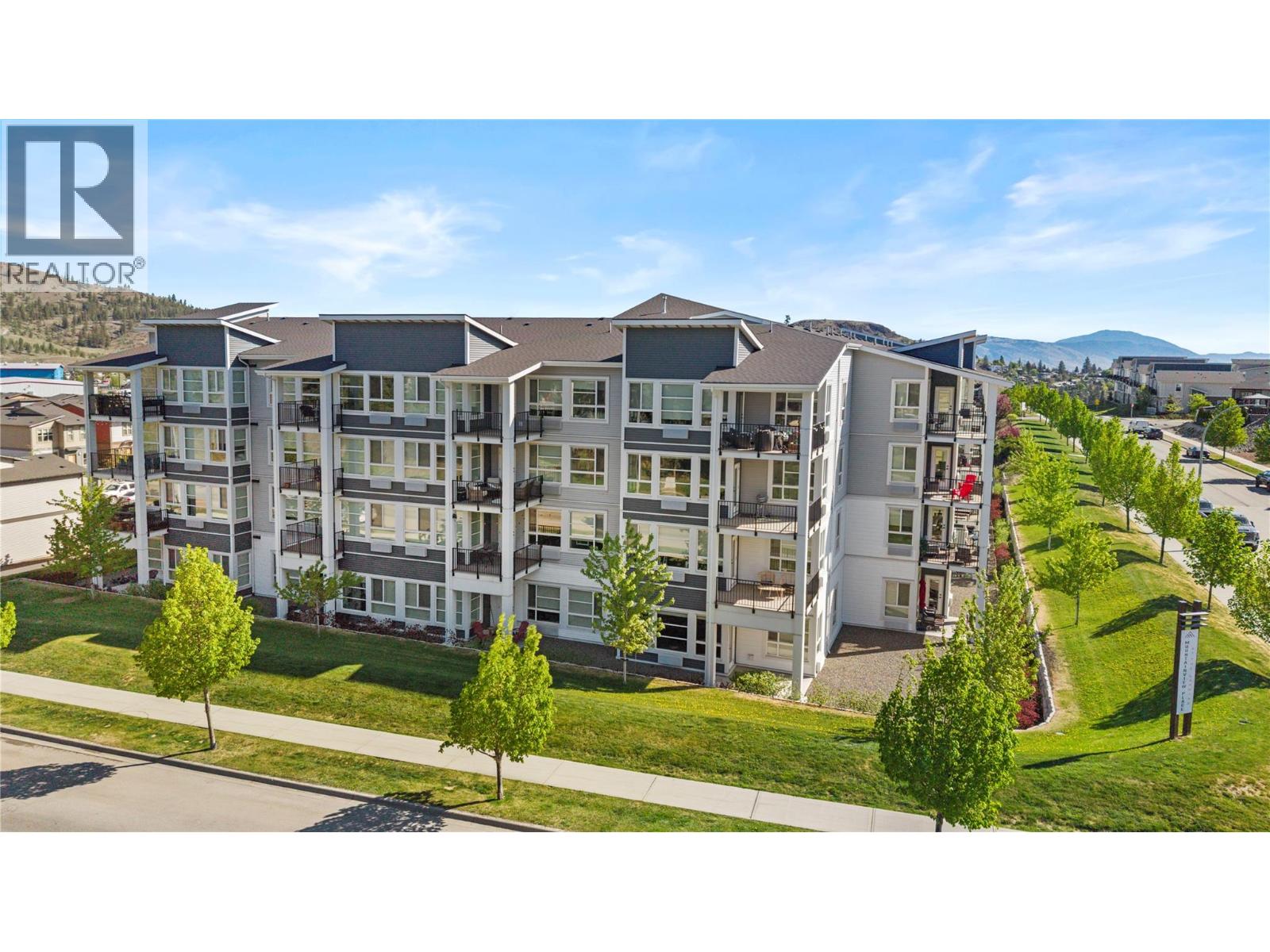 1880 Hugh Allan Drive Unit# 309