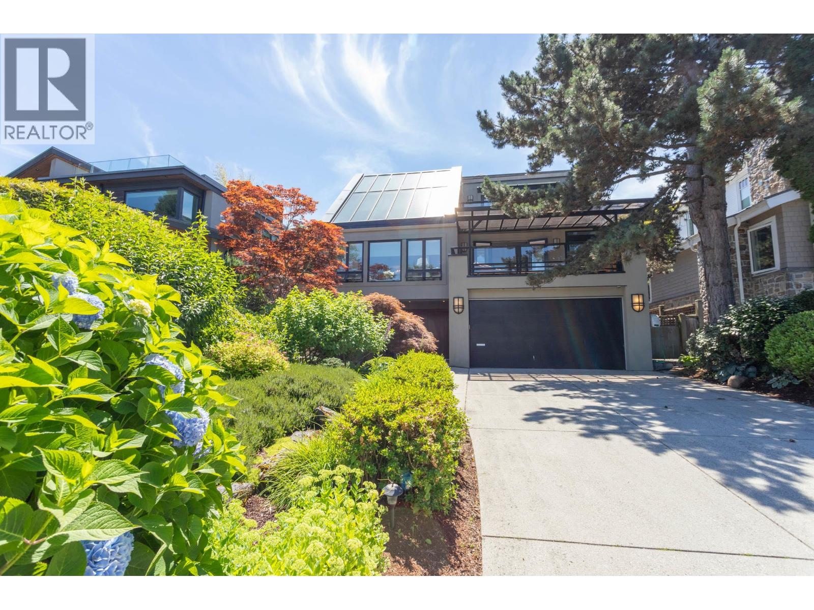 4468 W 1ST AVENUE|Vancouver, British Columbia V6R4J4