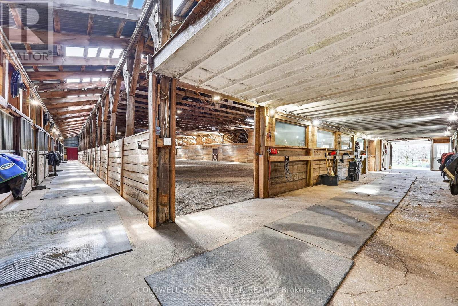こうこう For sale: 4479 2ND LINE N, Oro-Medonte, Ontario L0L1V0 - S13105702
