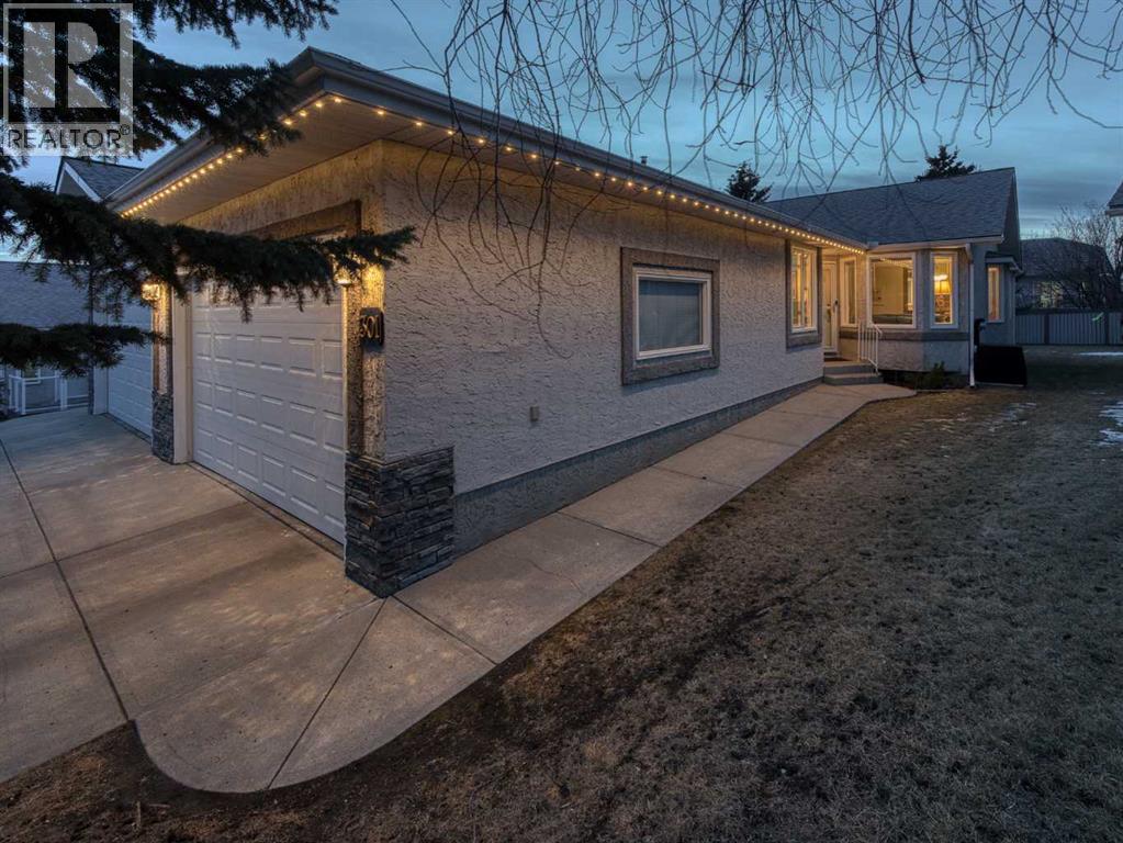 Duplex for Sale in 301 Arbour Cliff Close NW|Calgary, Alberta T3G3W8