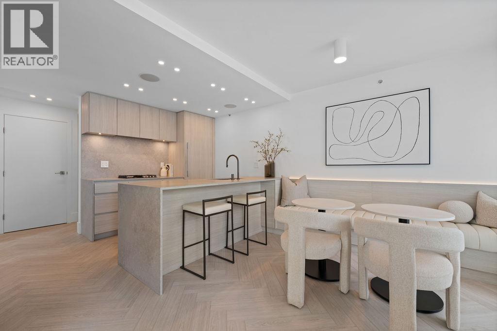 2206 1438 RICHARDS STREET|Vancouver, British Columbia V6Z3B8