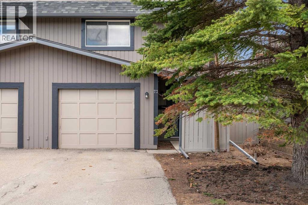 Row / Townhouse for Sale in 73, 27 Silver Springs Drive NW|Calgary, Alberta T3N4N3 2