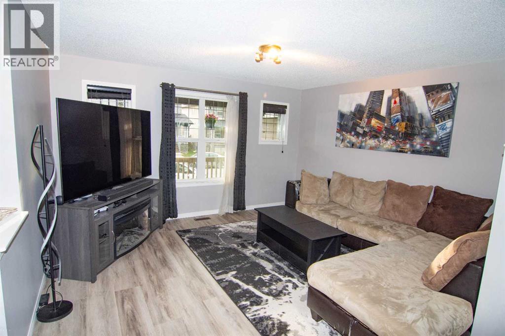 Duplex for Sale in 48 Skyview Ranch Lane NE|Calgary, Alberta T3N0L9 5