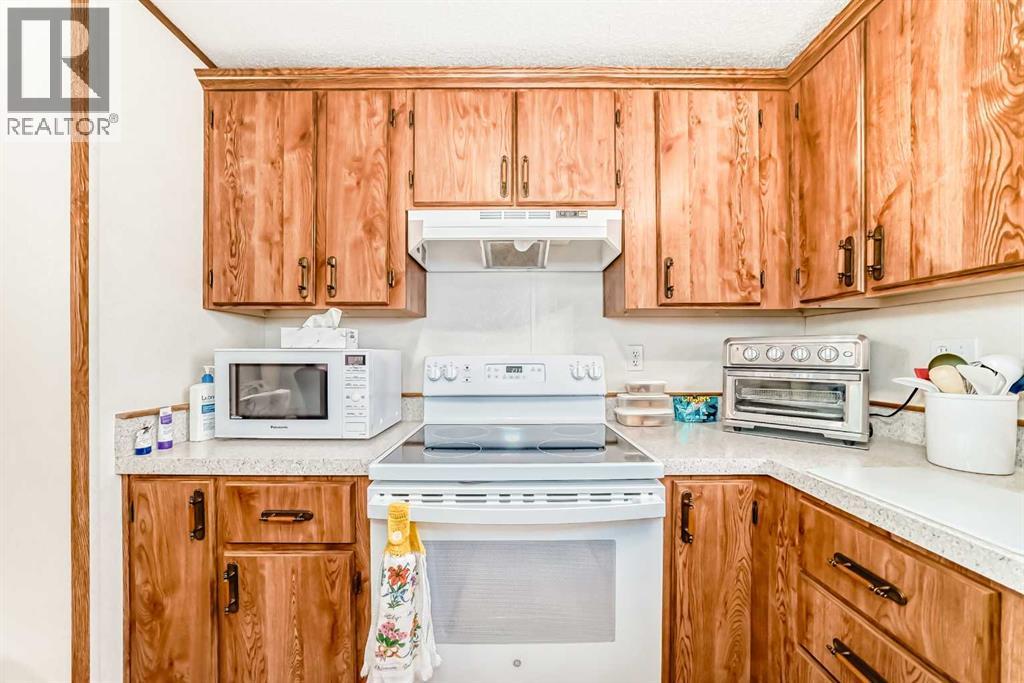 Mobile Home for Sale in 138, 99 Arbour Lake Road NW|Calgary, Alberta T3G4E4 4