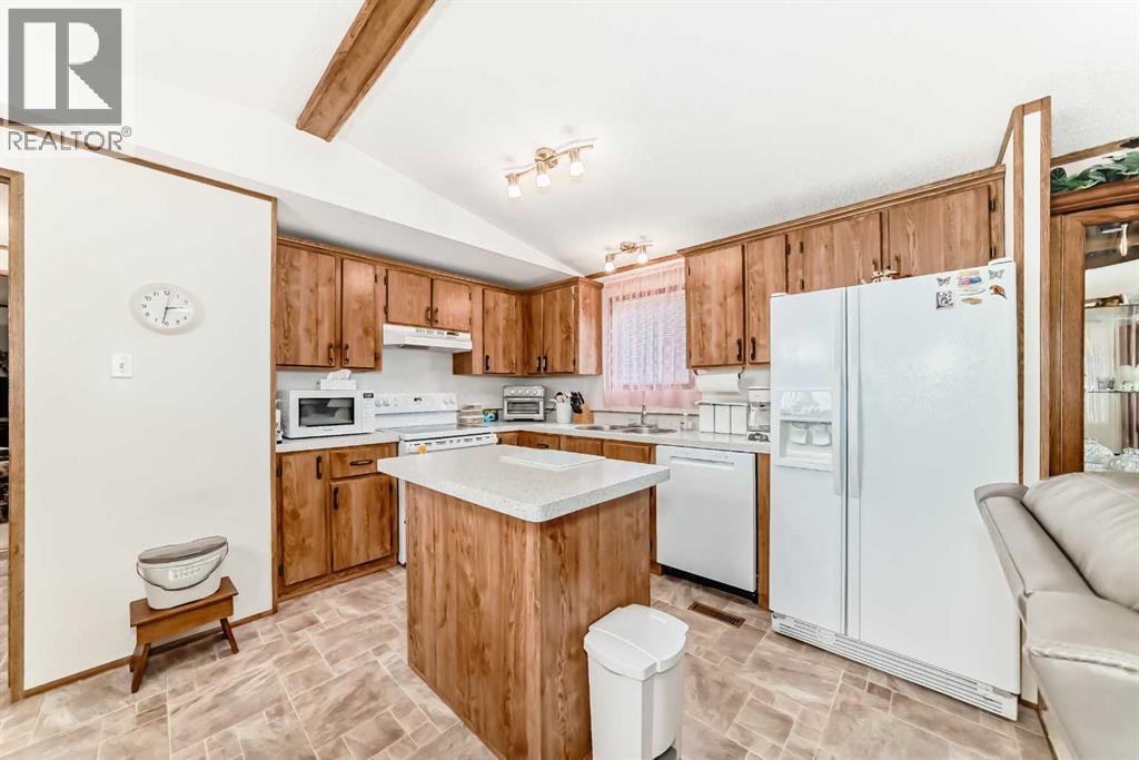 Mobile Home for Sale in 138, 99 Arbour Lake Road NW|Calgary, Alberta T3G4E4 3