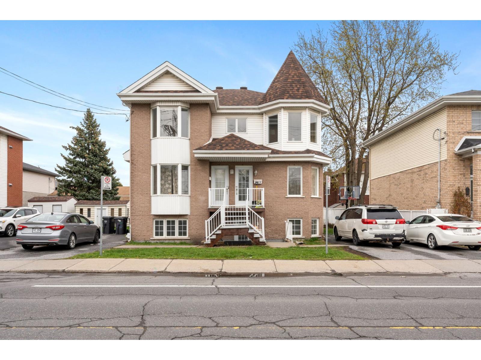 5942 Av. Auteuil, Brossard, Quebec J4Z1N2