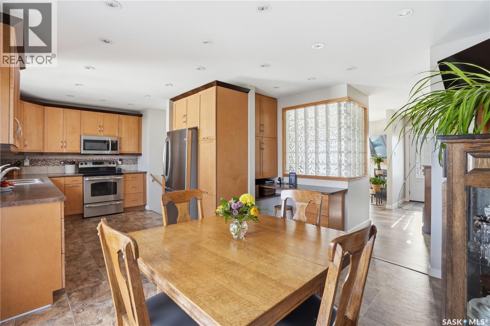 11 Norwood CRESCENT