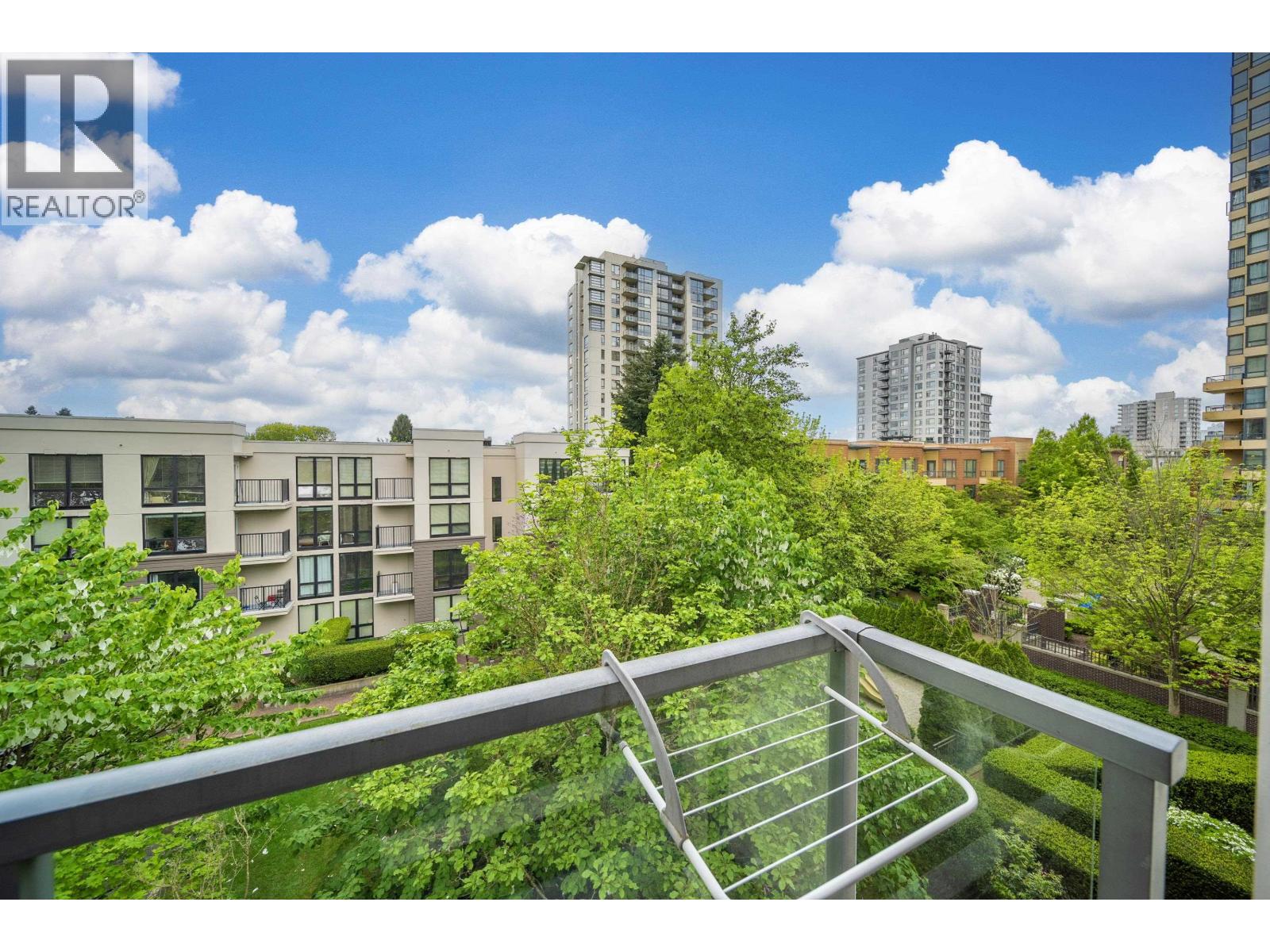 403 3638 VANNESS AVENUE|Vancouver, British Columbia V5R6H6