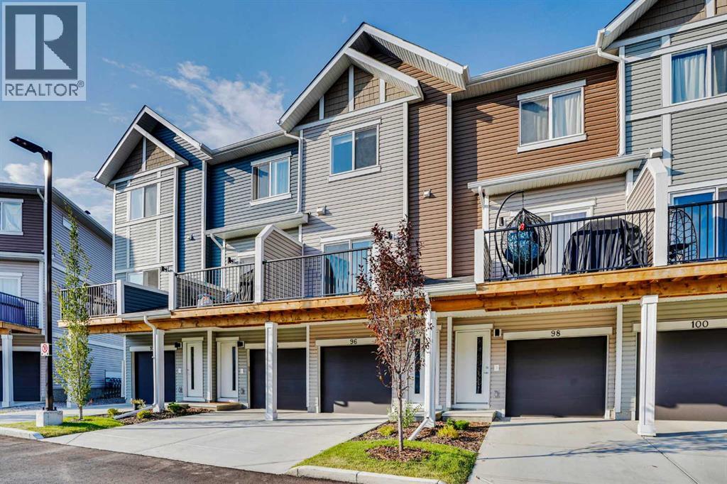Row / Townhouse for Sale in 96 Tuscany Summit Square NW|Calgary, Alberta T3M0G1