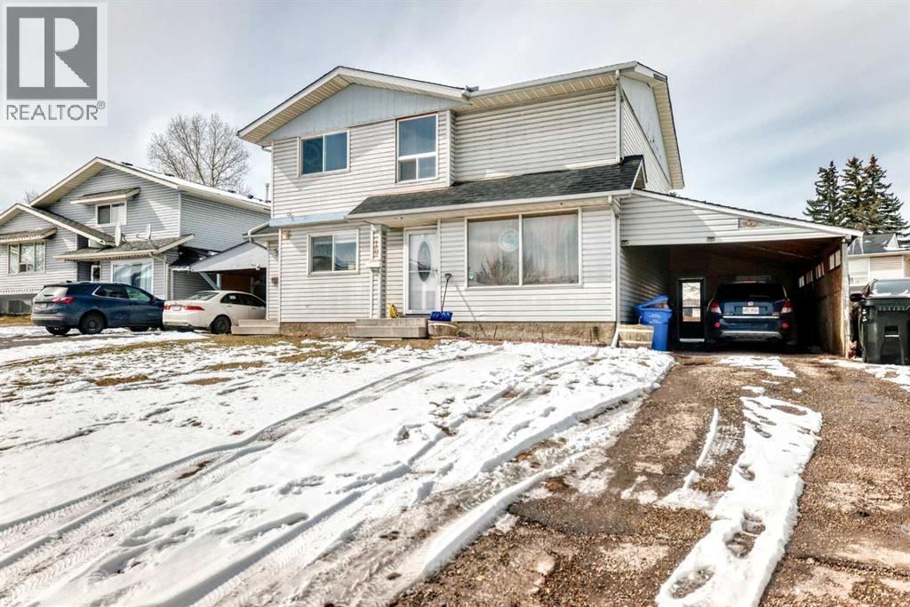 Duplex for Sale in 12 Radcliffe Court SE|Calgary, Alberta T2A6B1 3