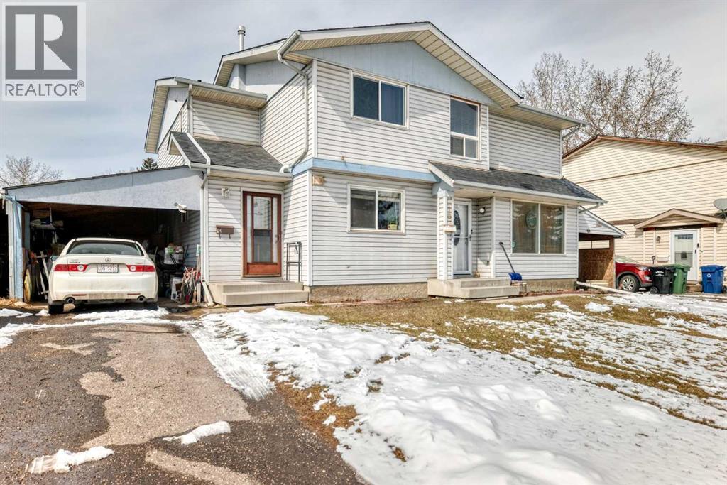 Duplex for Sale in 12 Radcliffe Court SE|Calgary, Alberta T2A6B1 2